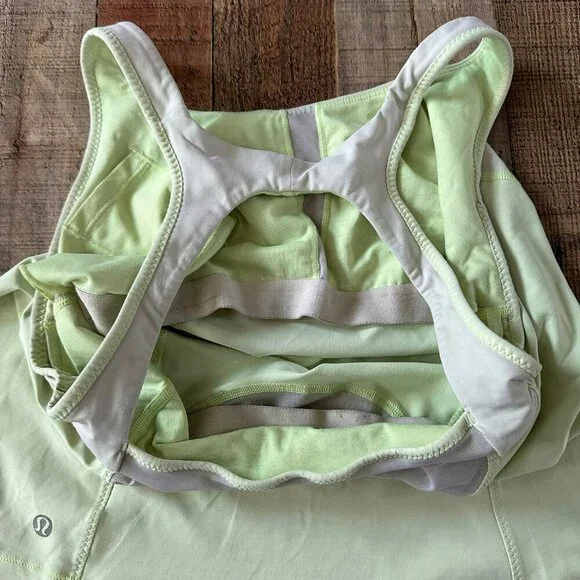 Lululemon womens size S lime green Racerback Tank Top Polyester & Spandex - Picture 11 of 11